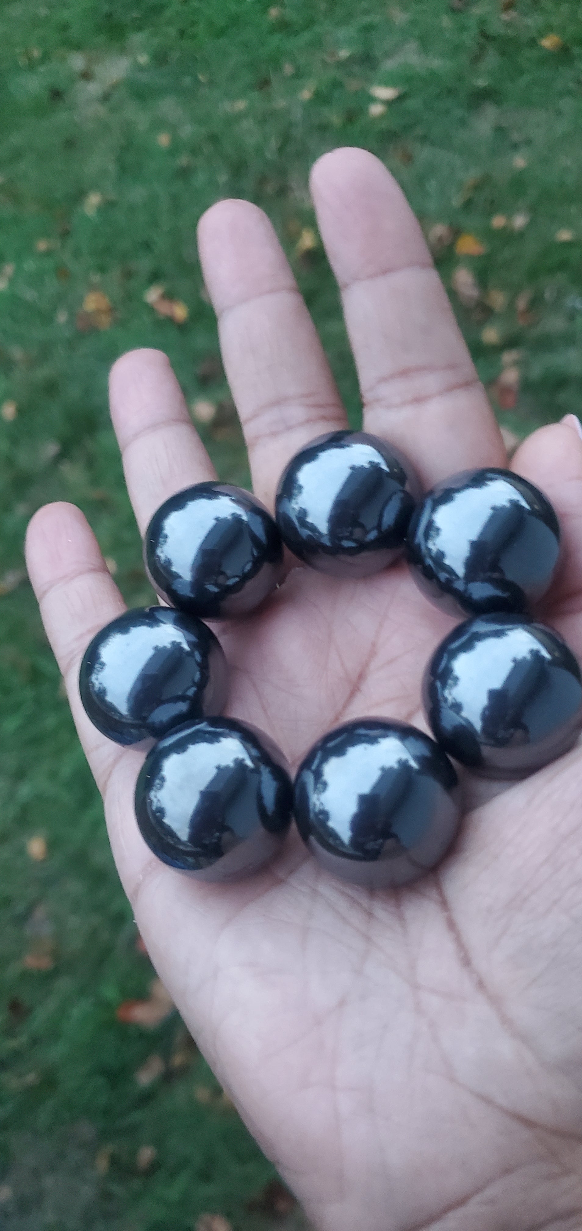 Hematite magnetic spheres